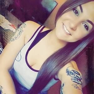 Meet your Posher, Kayla